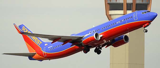 Southwest Boeing 737-8H4 N8616C, Phoenix Sky Harbor, November 26, 2015
